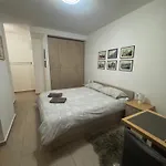 Miriam Zadar